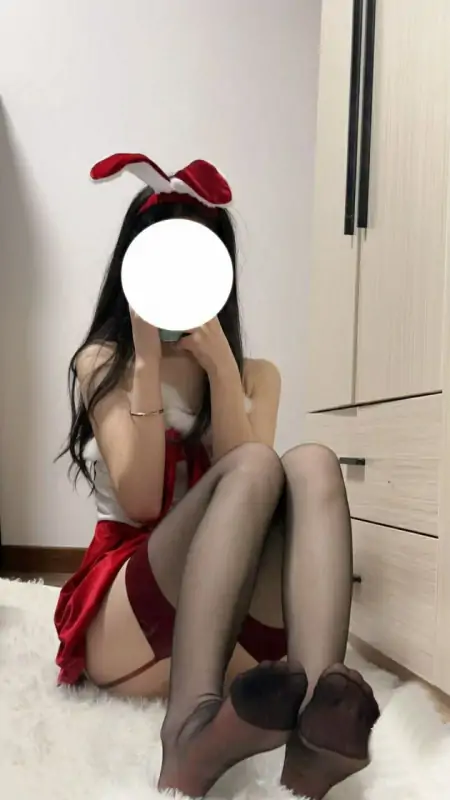 困困鱼@kk3088871234685 – [288门槛] 9分钟 [NTR宝宝对不起] [18P1V-622MB]